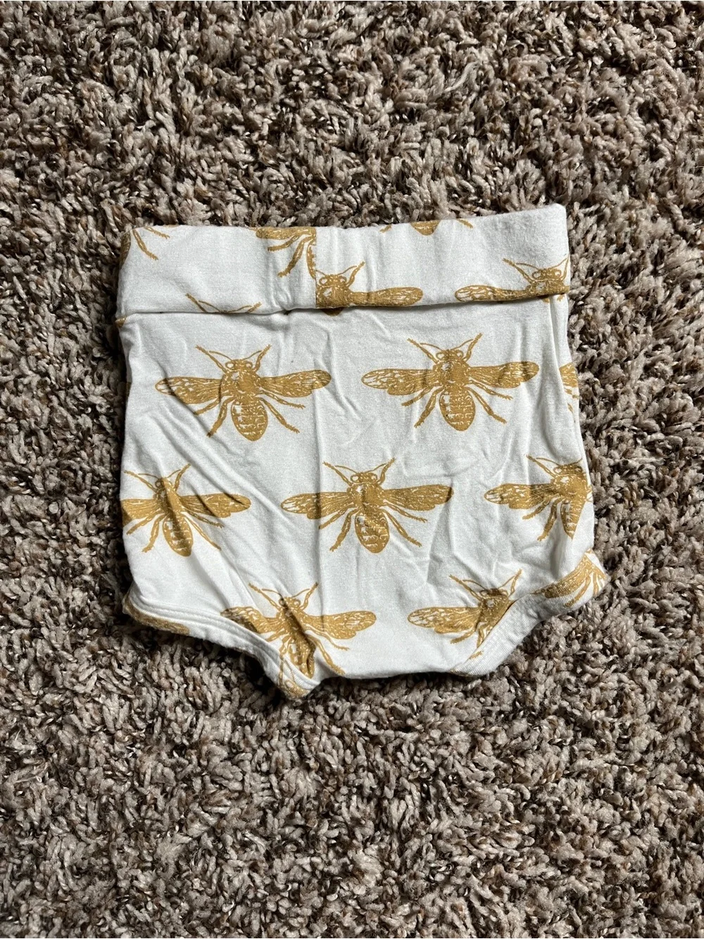 Kate Quinn Gold Bee Print Baby Bloomer Shorts - White
